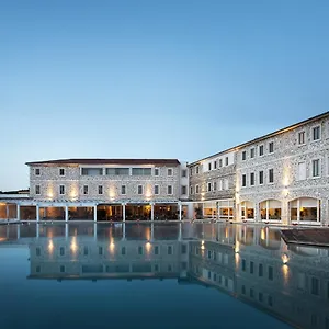 Terme Di Natural & Golf - The Leading Of The World סטורניה